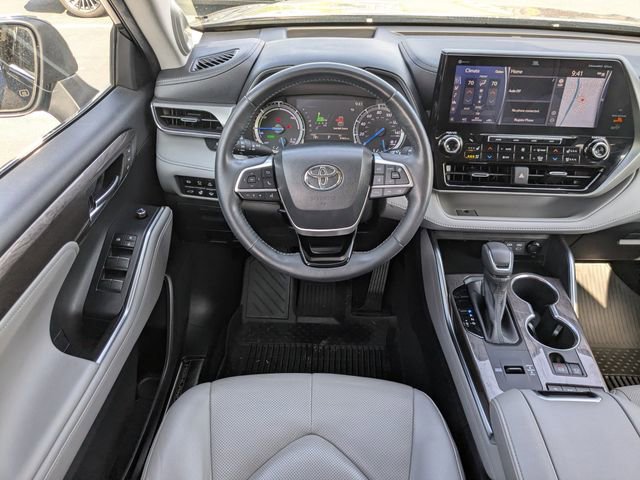 Used 2022 Toyota Highlander Platinum AWD/4WD image 17