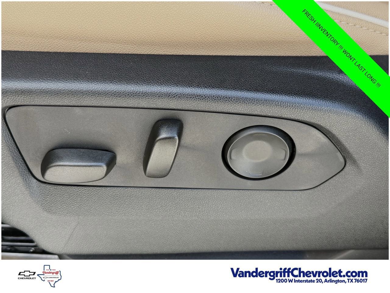 Used 2024 Chevrolet Tahoe Premier w/ Advanced Technology Package AWD/4WD image 22