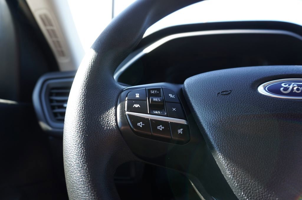 Used 2022 Ford Escape SE FWD image 20