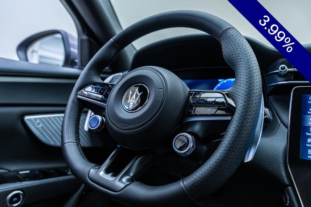 Used 2024 Maserati Grecale GT image 40