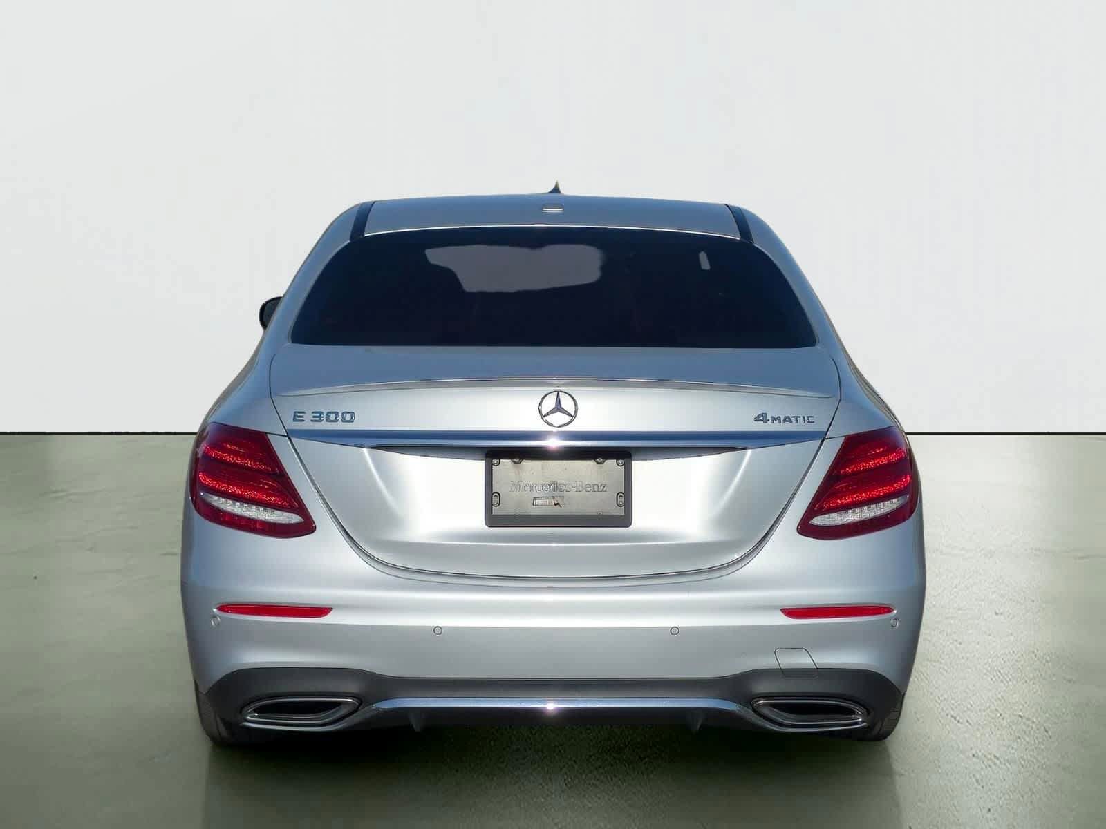 Used 2019 Mercedes-Benz E 300 4MATIC image 5