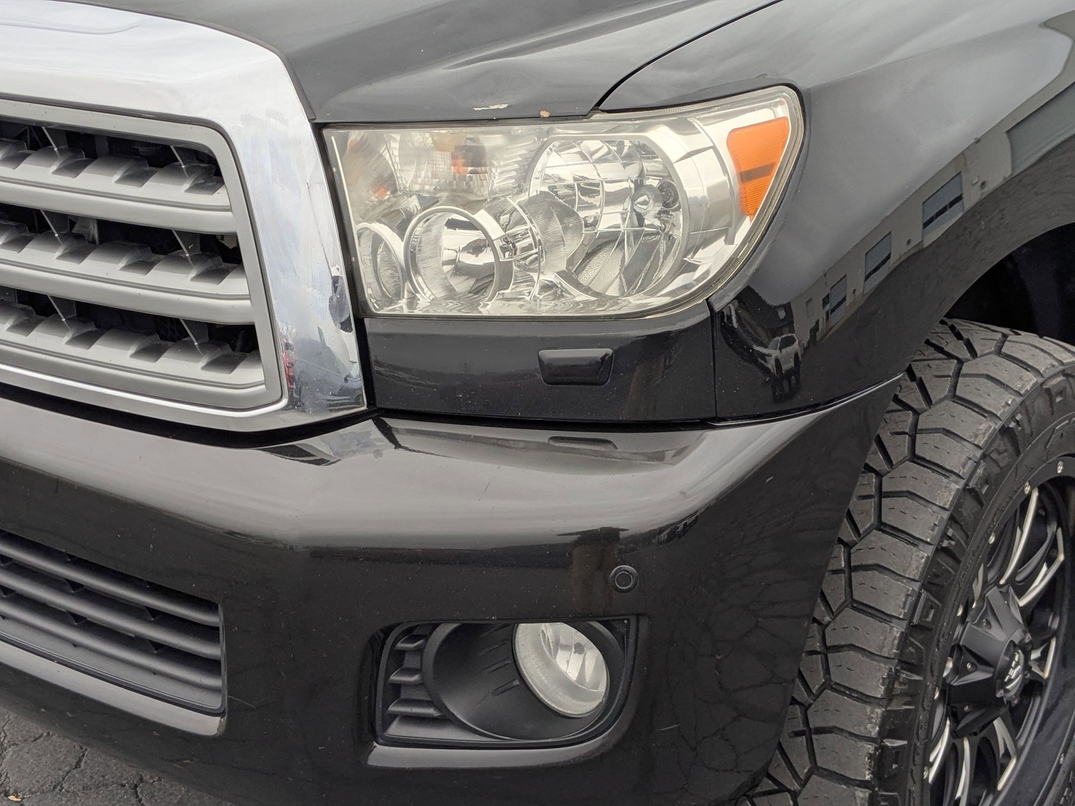 Used 2013 Toyota Sequoia Limited image 12