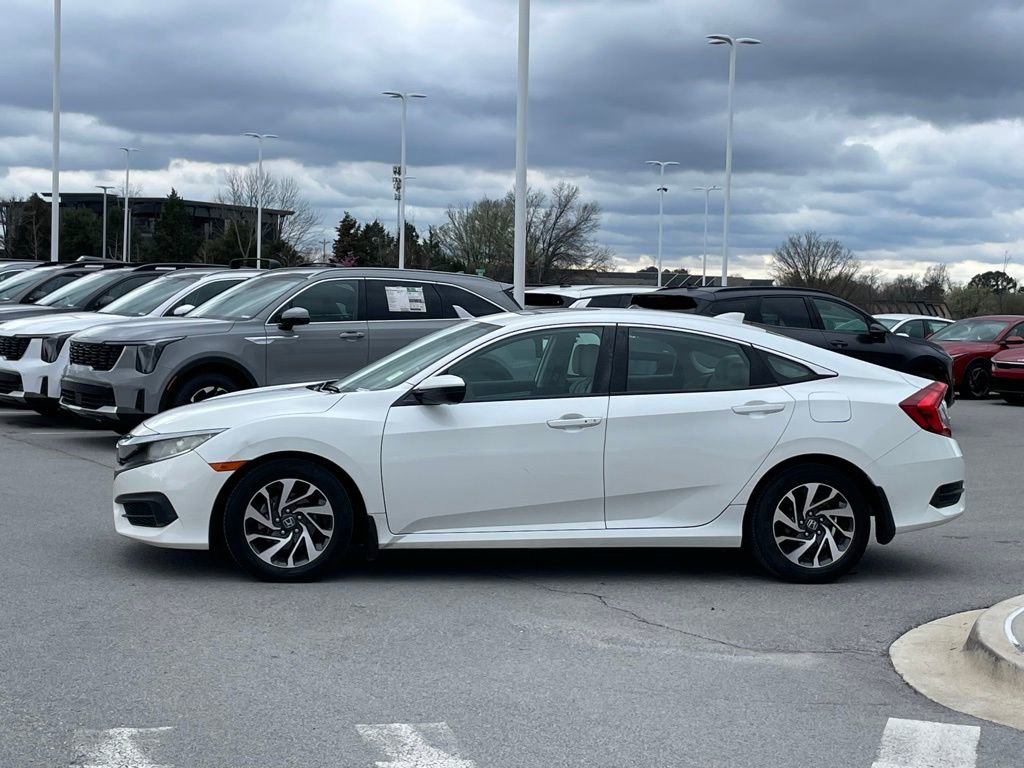 Used 2017 Honda Civic EX image 4