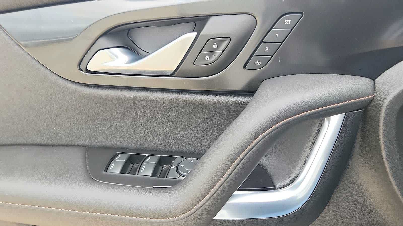 Used 2023 Chevrolet Blazer Premier w/ Driver Confidence II Package FWD image 23