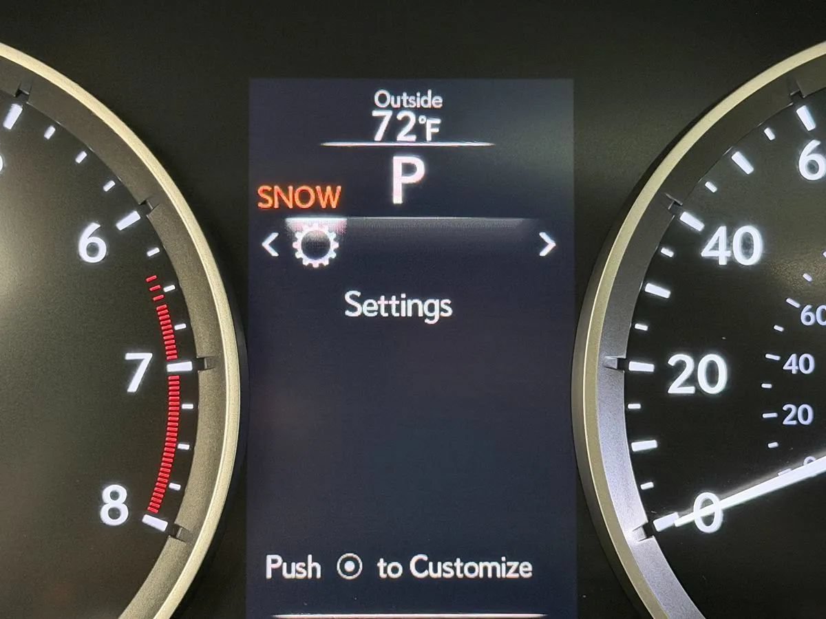 Used 2015 Lexus IS 250 AWD w/ Navigation System Package image 12