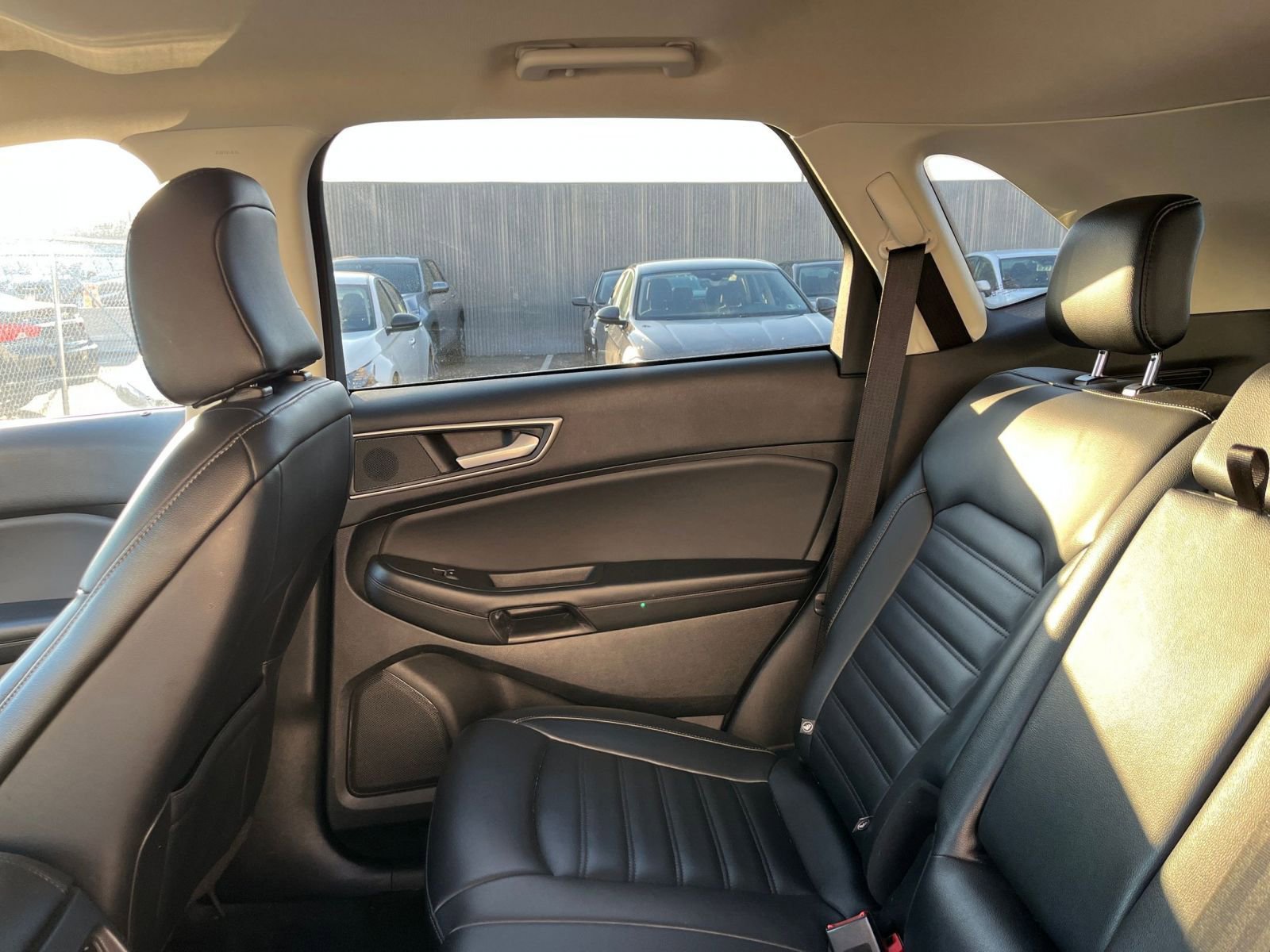 Used 2024 Ford Edge SEL image 39