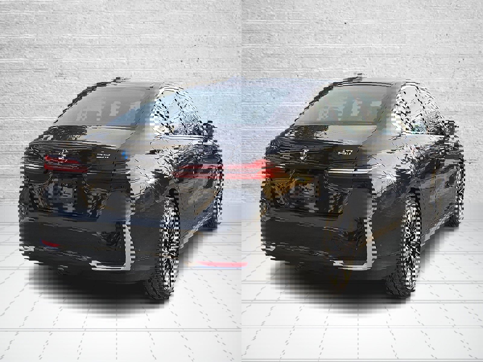 Certified 2024 BMW 530i xDrive w/ Premium Package image 6