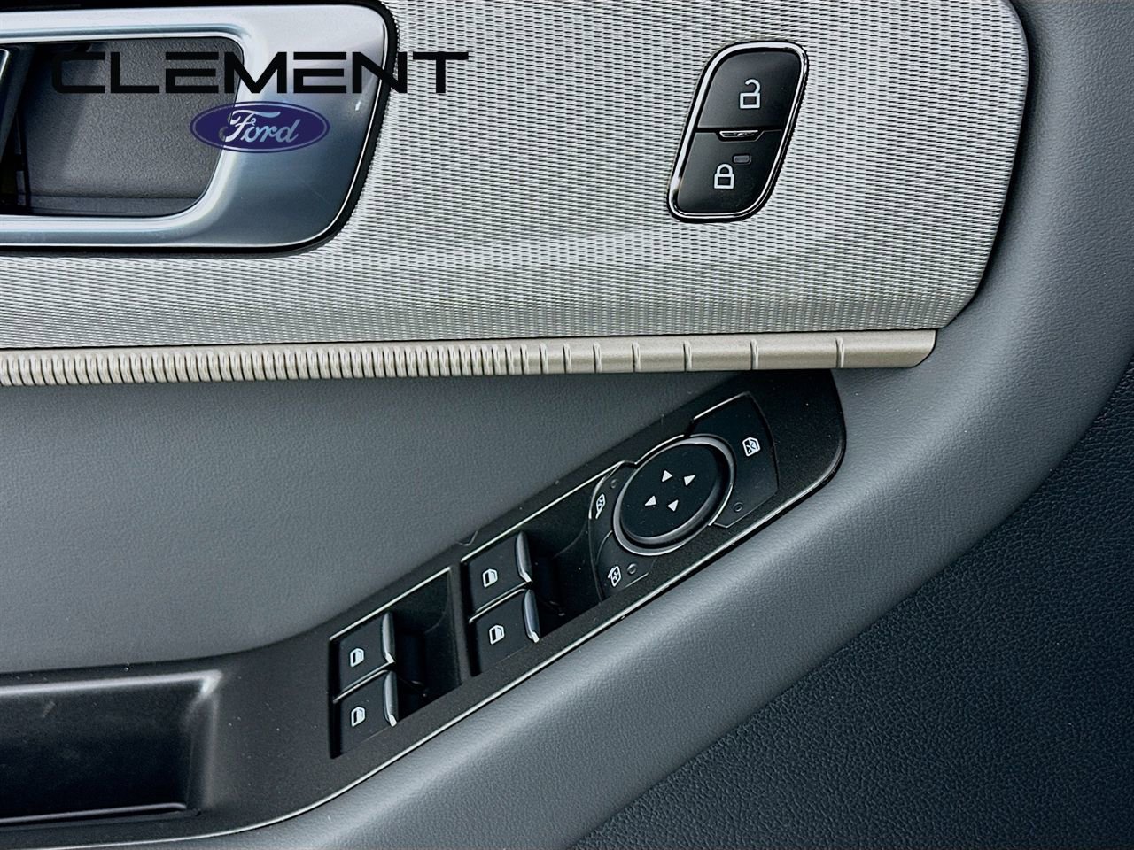 New 2026 Ford Explorer Active AWD/4WD image 23