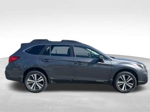 Used 2018 Subaru Outback 2.5i Limited AWD/4WD image 6
