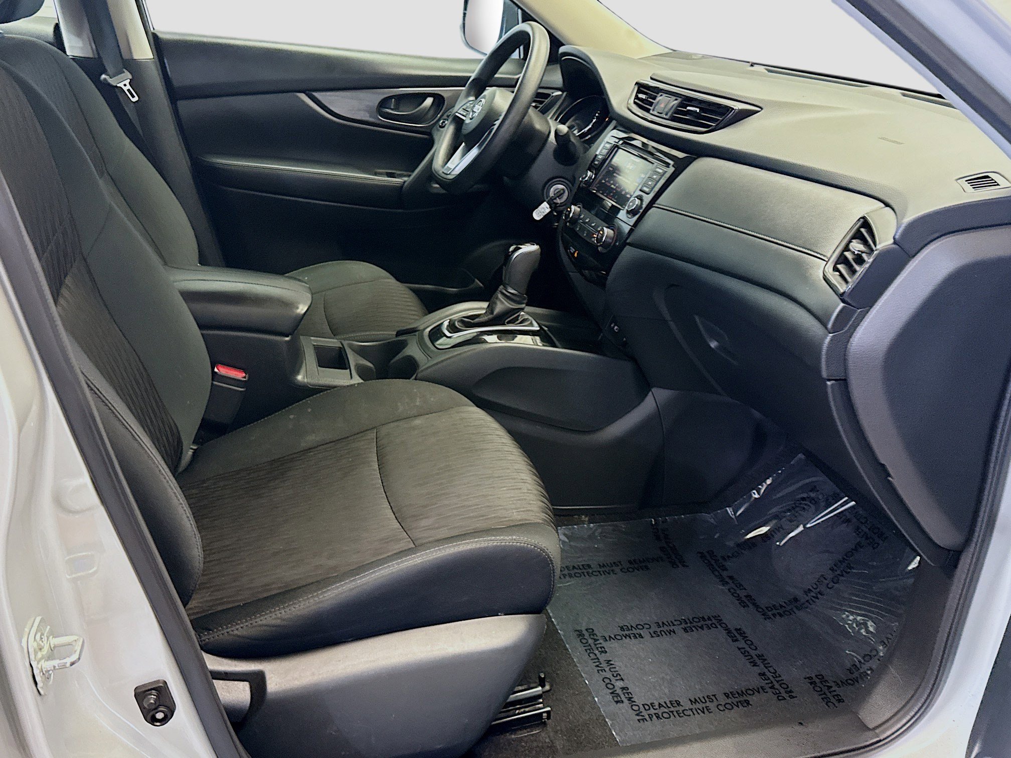 Used 2020 Nissan Rogue S image 8