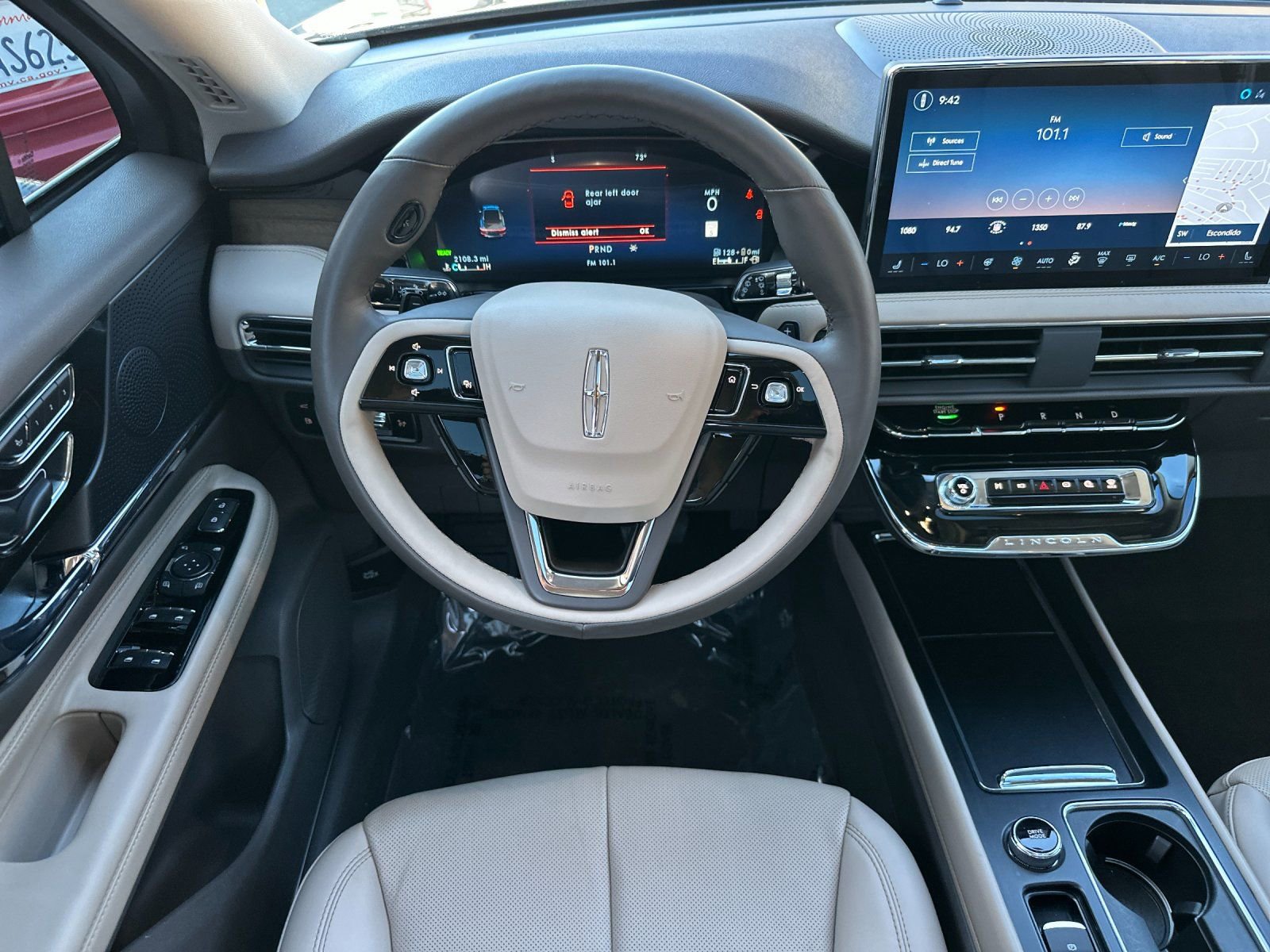 Used 2024 Lincoln Corsair Grand Touring w/ Equipment Group 301A image 17