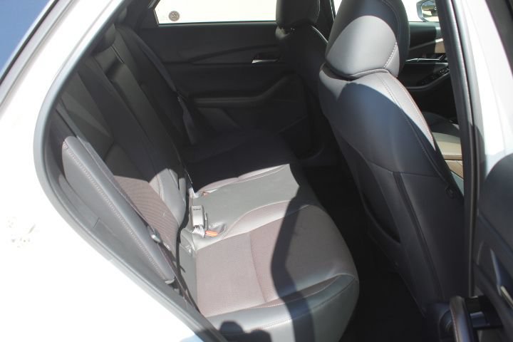 Used 2025 MAZDA CX-30 AWD 2.5 S w/ Premium Package image 15