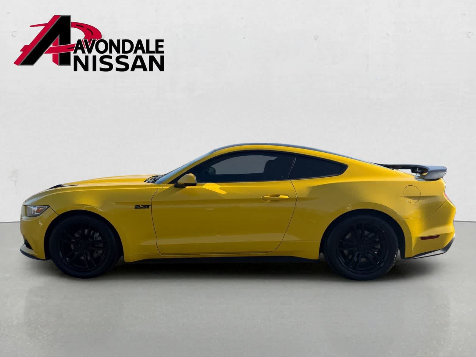 Used 2016 Ford Mustang Premium RWD image 3