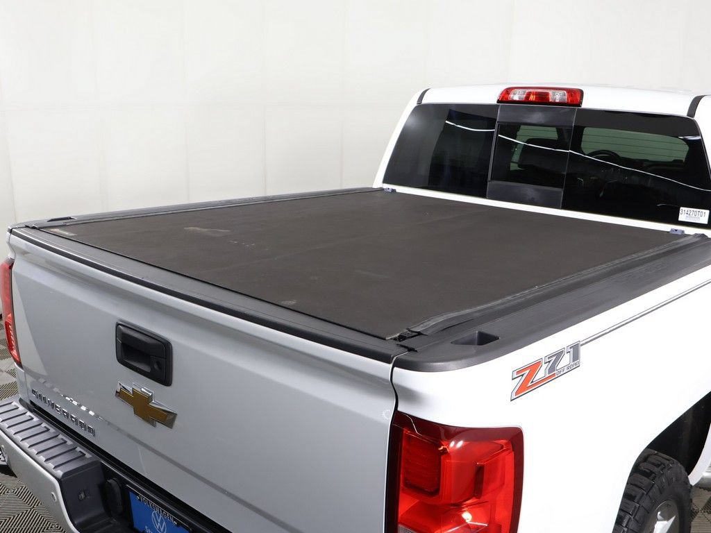 Used 2017 Chevrolet Silverado 1500 LTZ Z71 w/ LTZ Plus Package AWD/4WD image 19