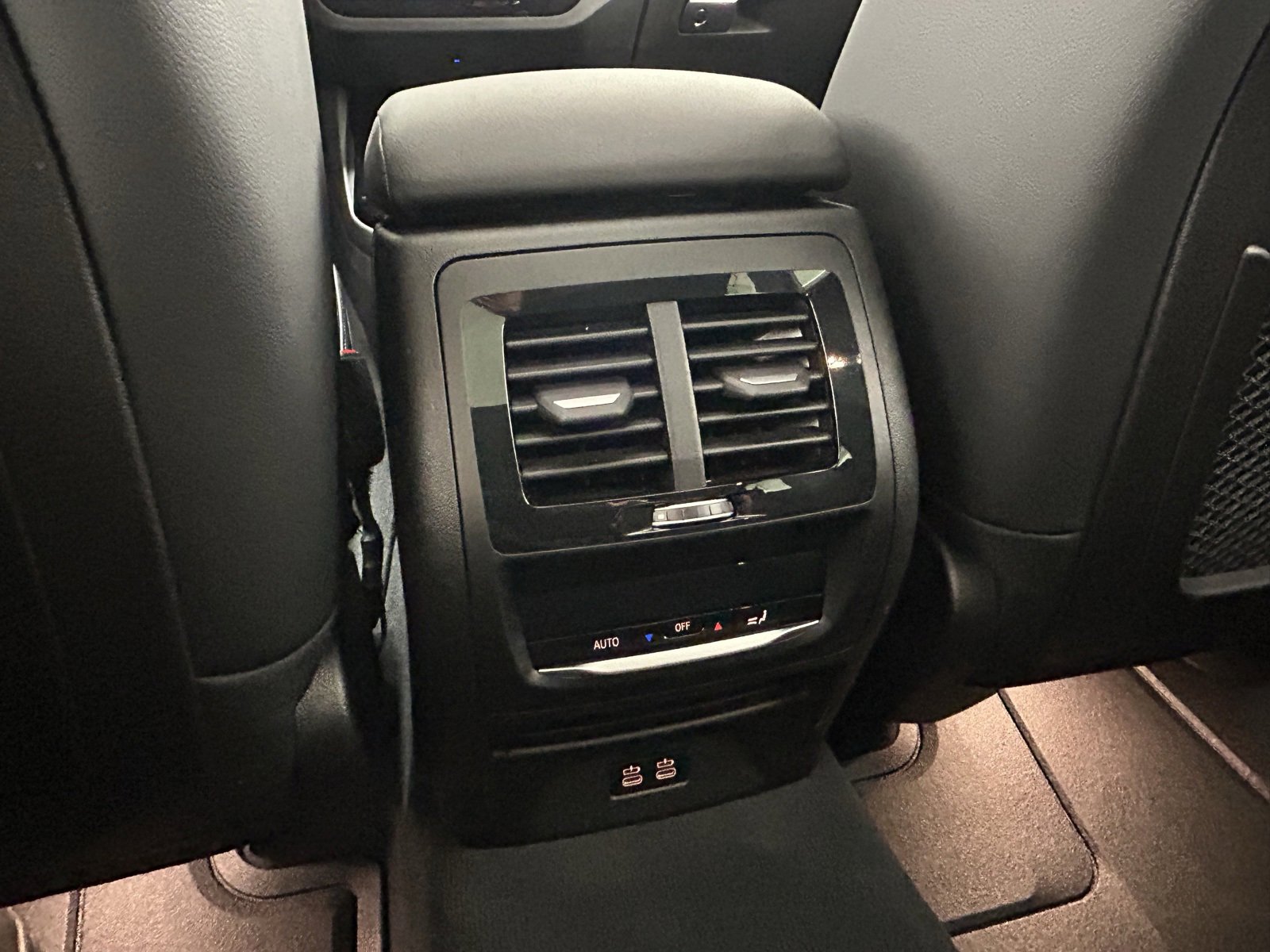 Used 2023 BMW X3 xDrive30i w/ Premium Package image 36