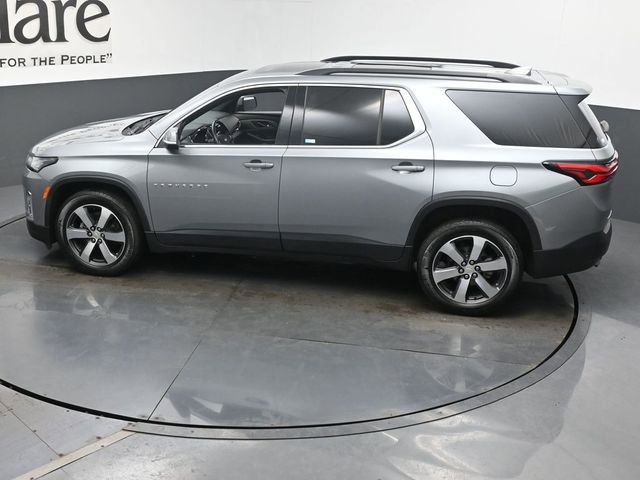 Used 2023 Chevrolet Traverse LT w/ LT Premium Package AWD/4WD image 43