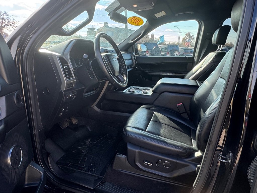 Used 2019 Ford Expedition XLT w/ Equipment Group 202A image 9