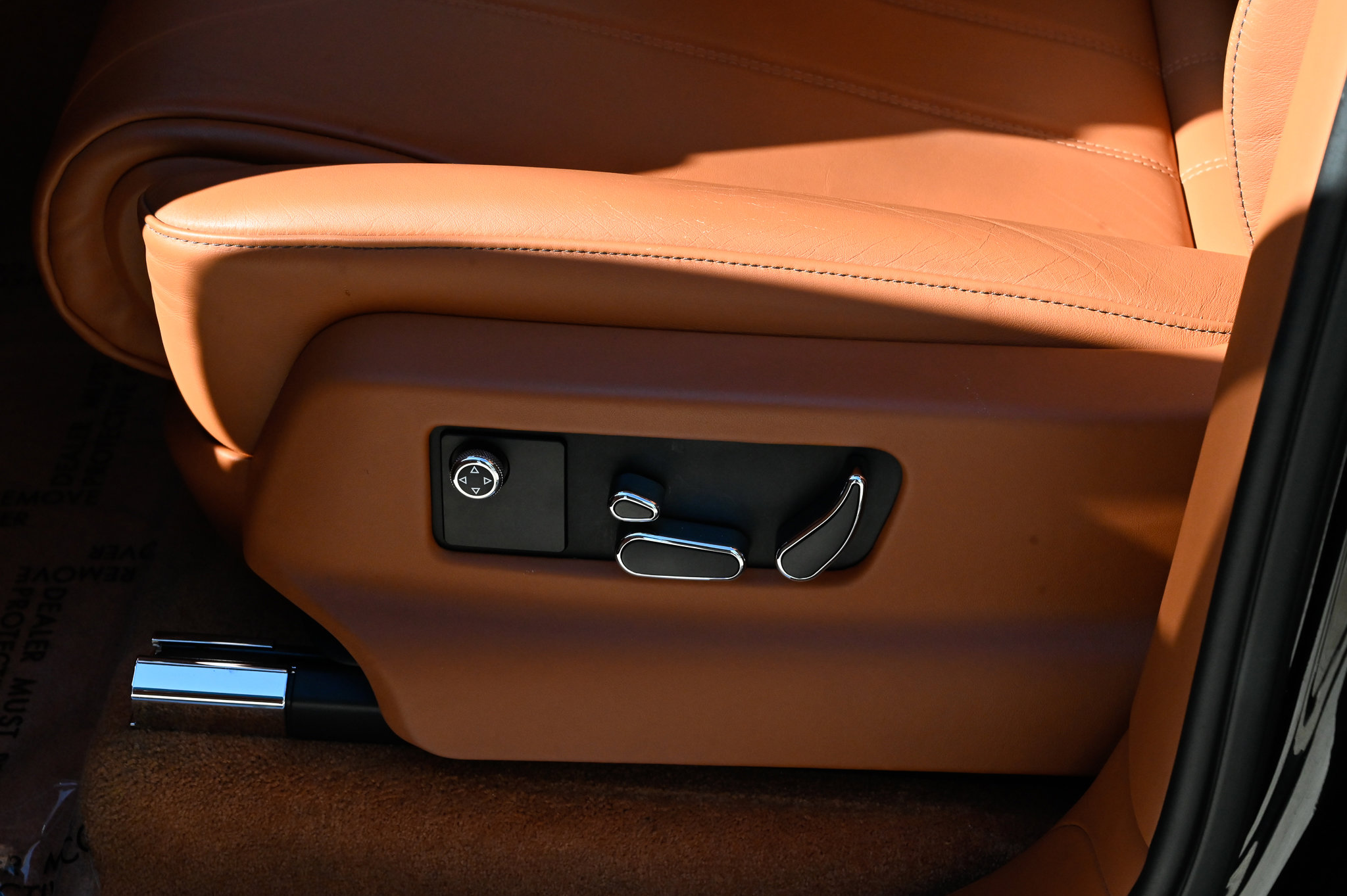 Used 2019 Bentley Bentayga image 18