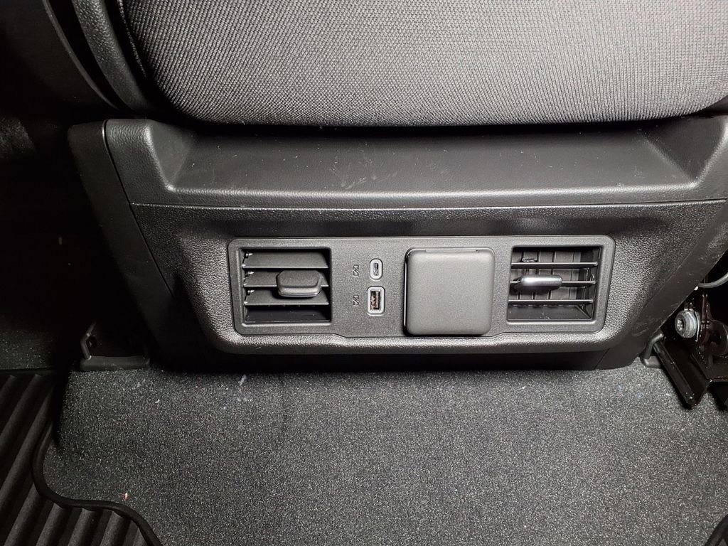 New 2026 GMC Sierra 1500 Elevation image 13