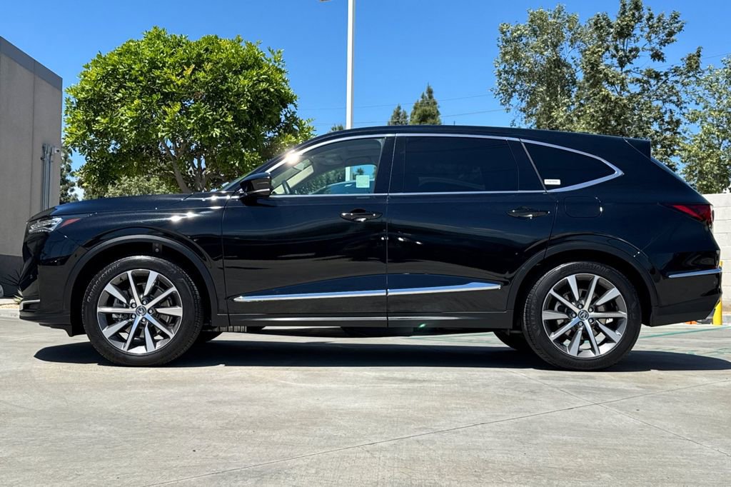 Certified 2025 Acura MDX w/ Technology Package image 10