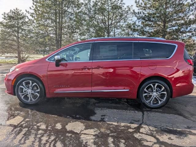 New 2026 Chrysler Pacifica Select FWD image 5