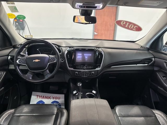 Used 2019 Chevrolet Traverse LT w/ LT Premium Package AWD/4WD image 41