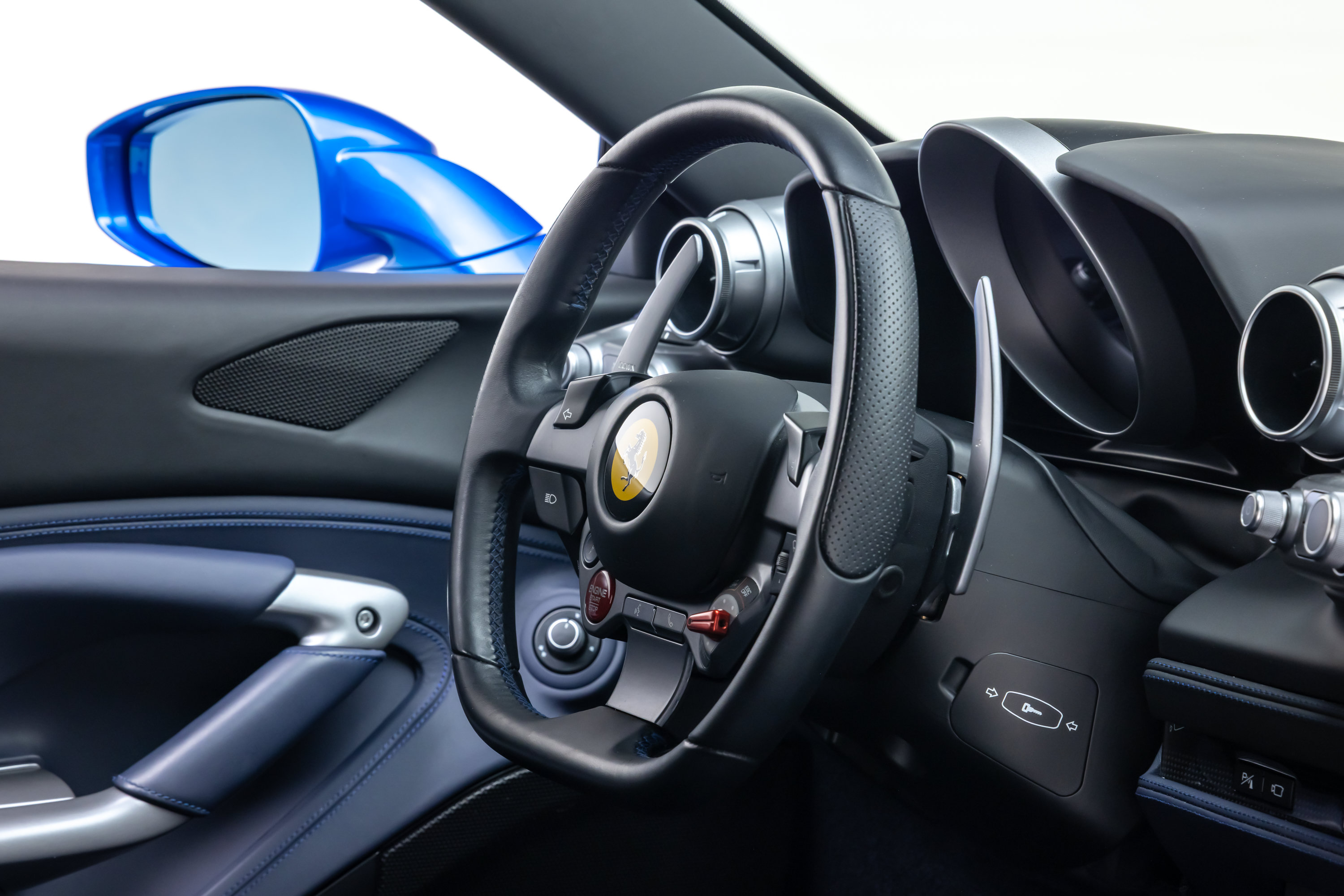 Certified 2021 Ferrari F8 Tributo RWD image 49