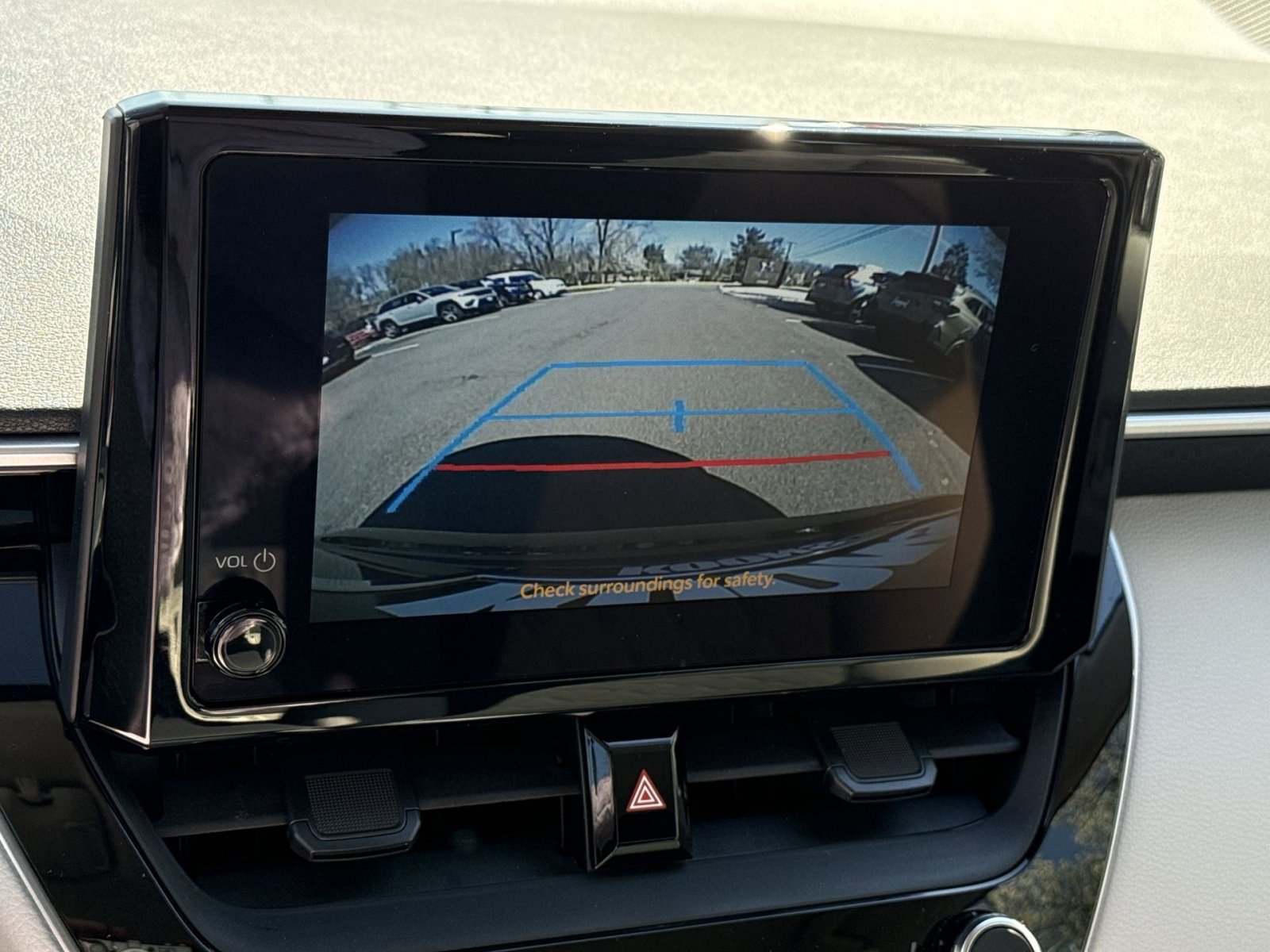 Used 2025 Toyota Corolla LE image 19