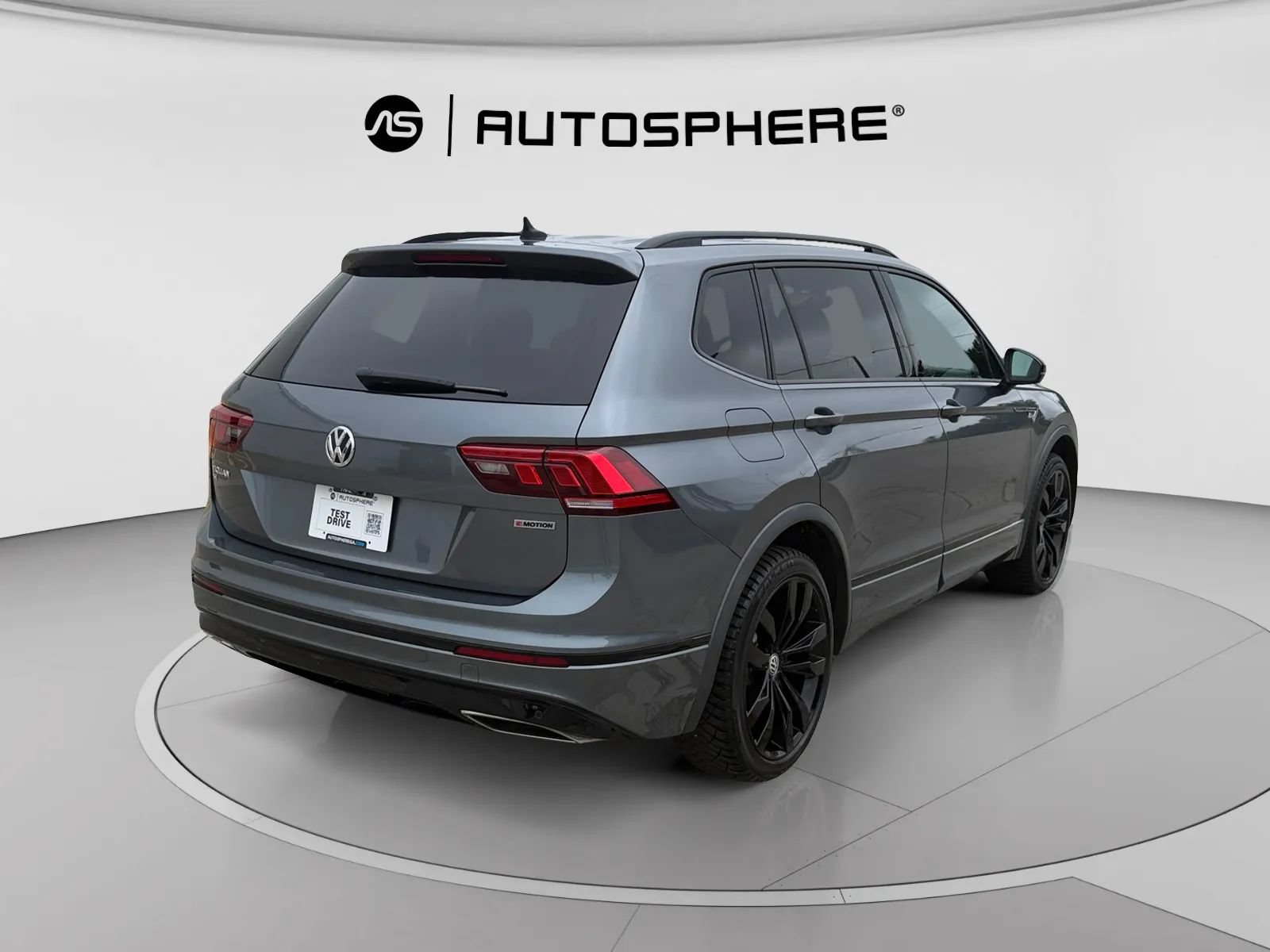 Used 2021 Volkswagen Tiguan SE R-Line AWD/4WD image 9