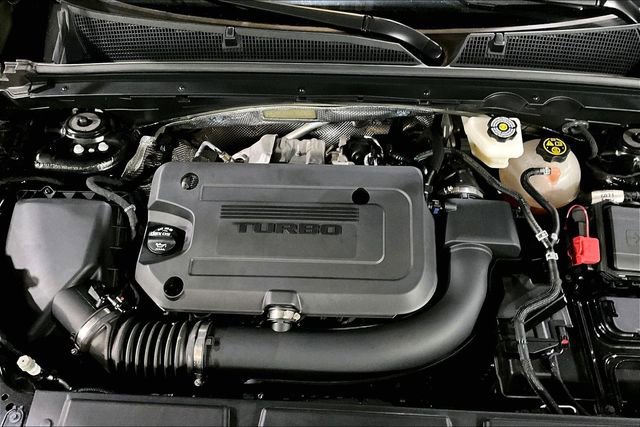 Used 2023 Buick Envision Avenir AWD/4WD image 29