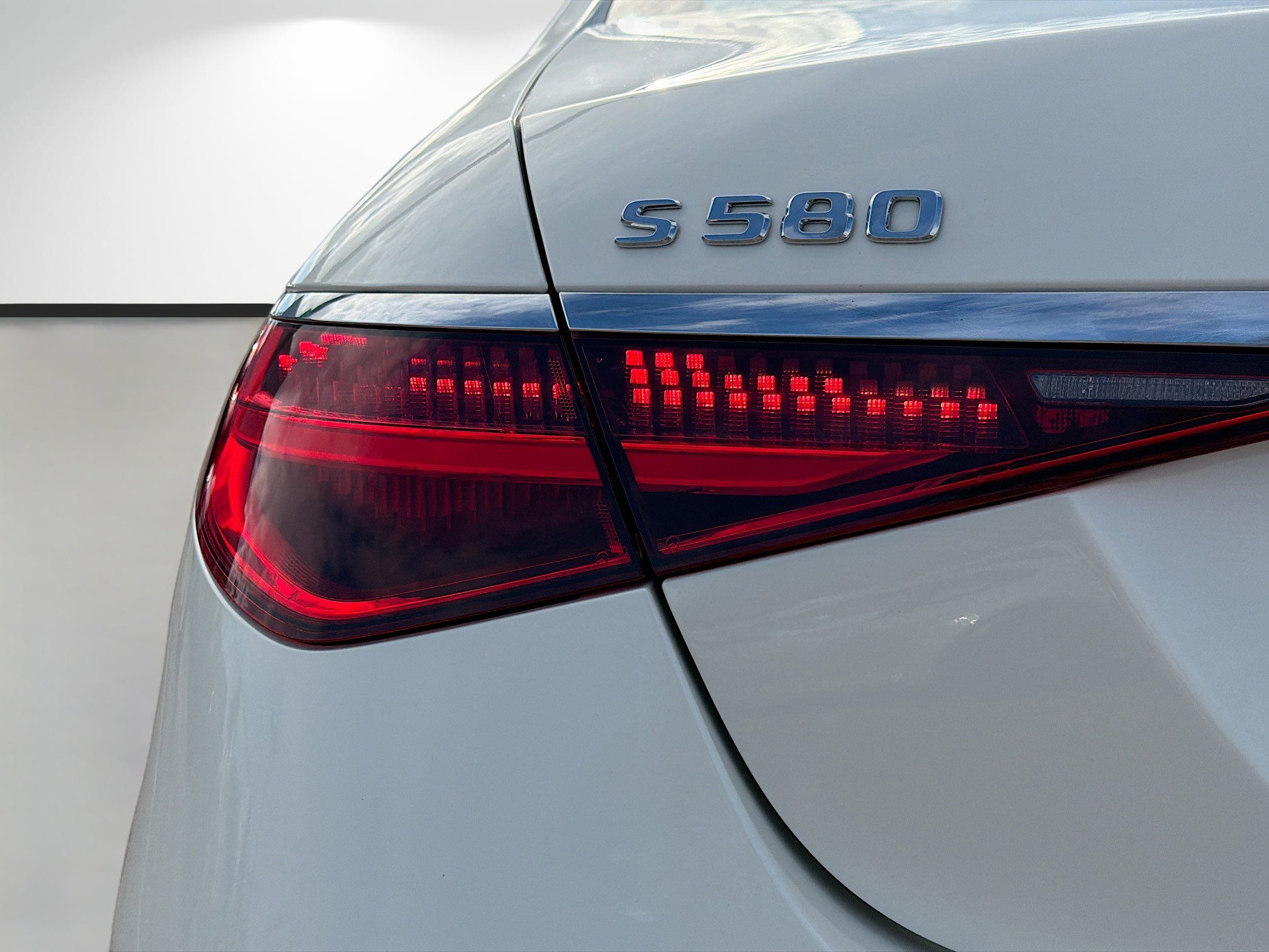 Used 2023 Mercedes-Benz S 580 4MATIC Sedan image 10