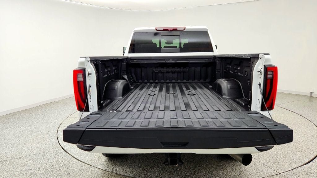 Used 2024 GMC Sierra 2500 Denali w/ Denali Reserve Package AWD/4WD image 21