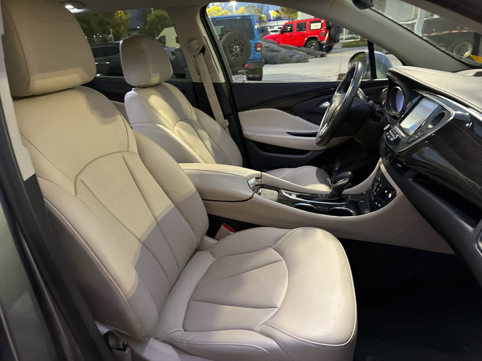 Used 2019 Buick Envision Essence image 54
