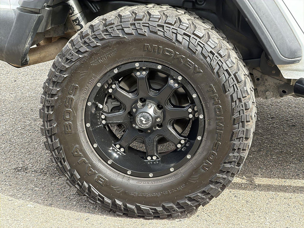 Used 2018 Jeep Wrangler Unlimited Sport S AWD/4WD image 31