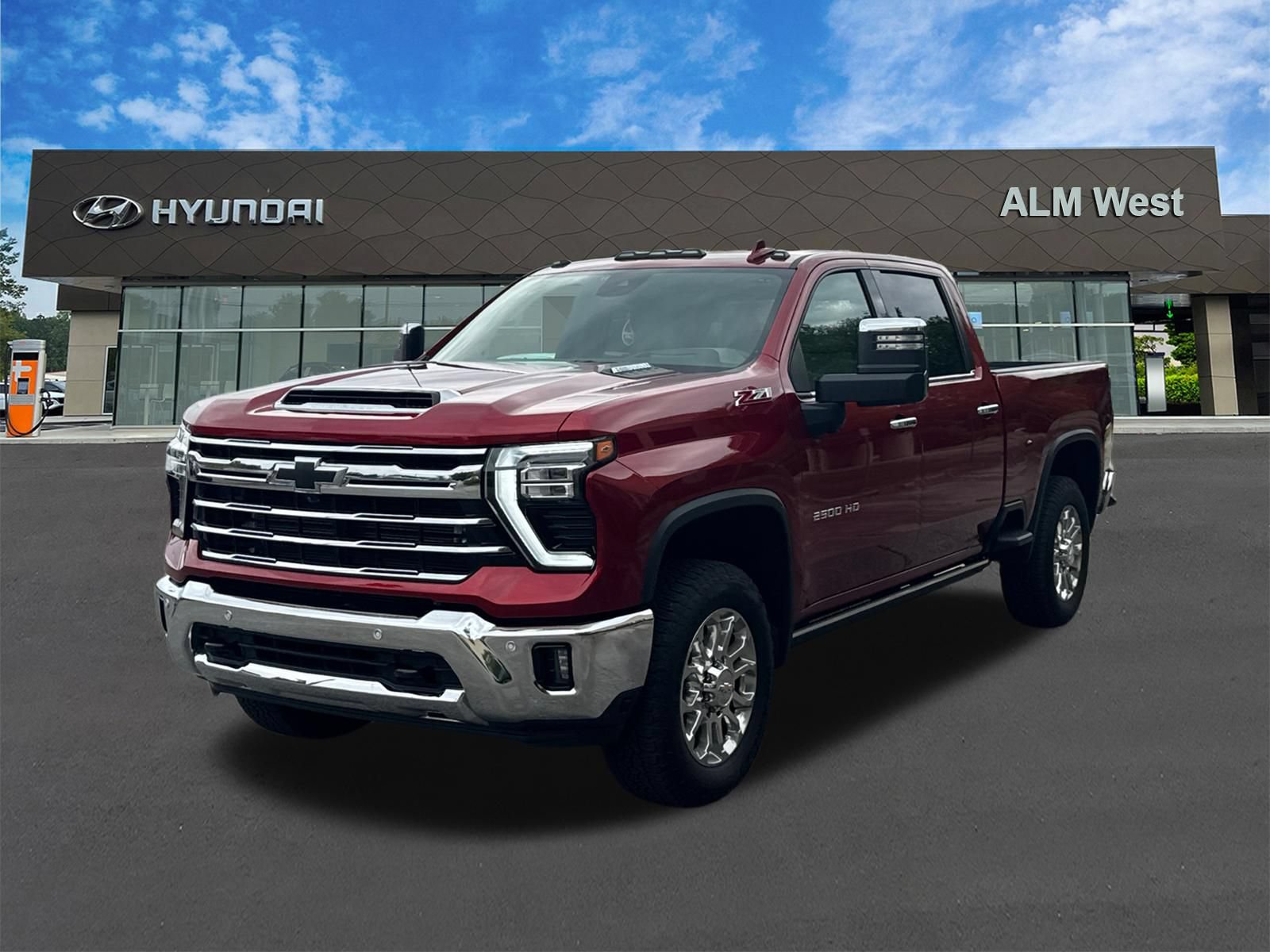 Used 2025 Chevrolet Silverado 2500 LTZ w/ LTZ Premium Package AWD/4WD image 1