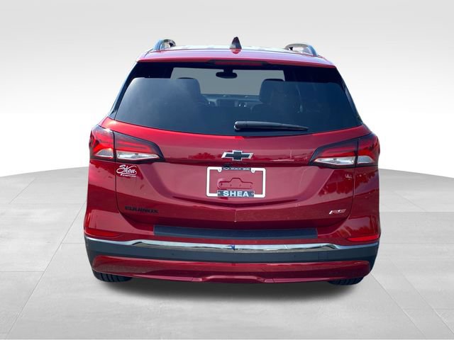 Used 2022 Chevrolet Equinox RS w/ LPO, Cargo Package FWD image 5