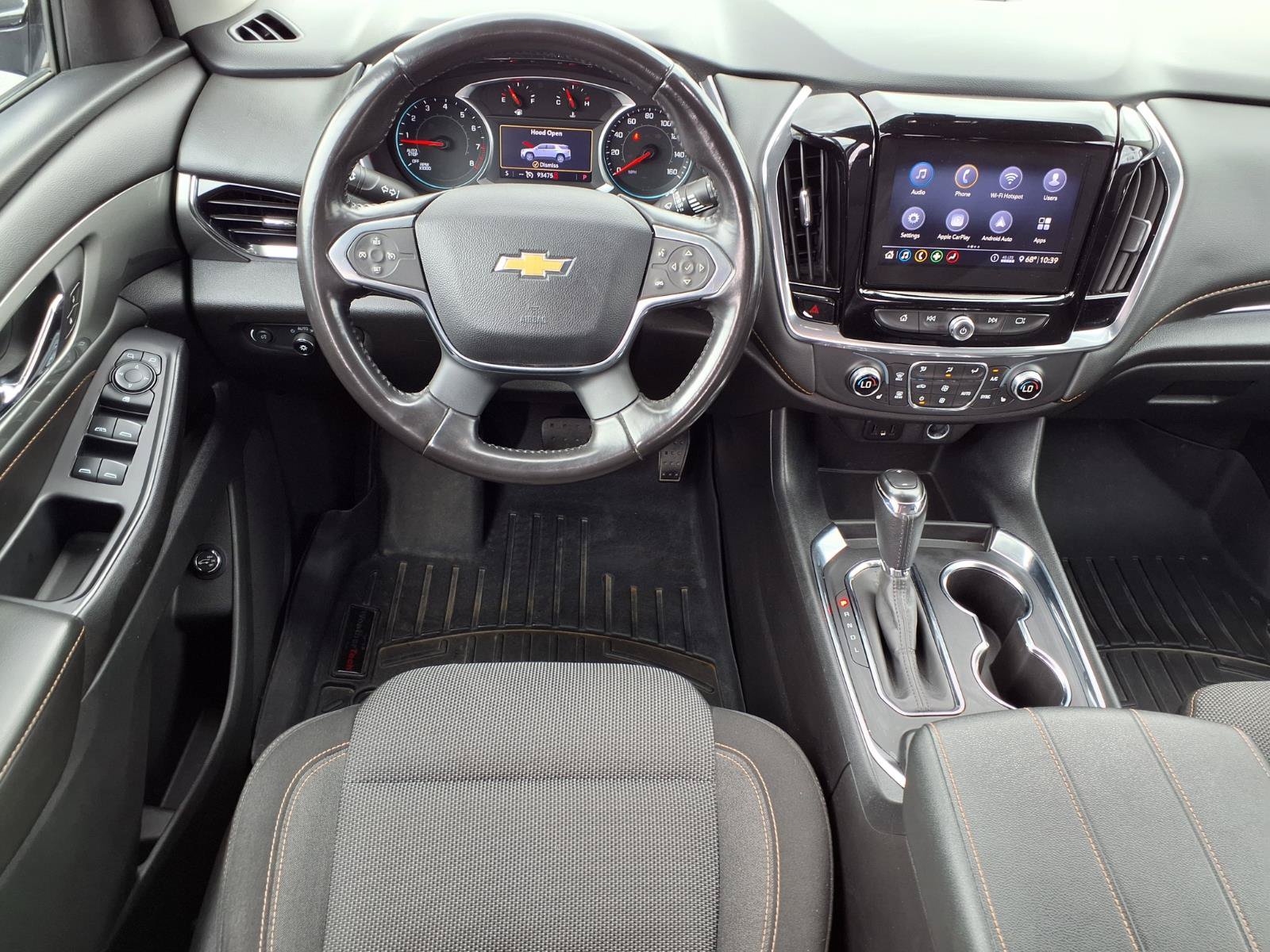 Used 2020 Chevrolet Traverse LT FWD image 3