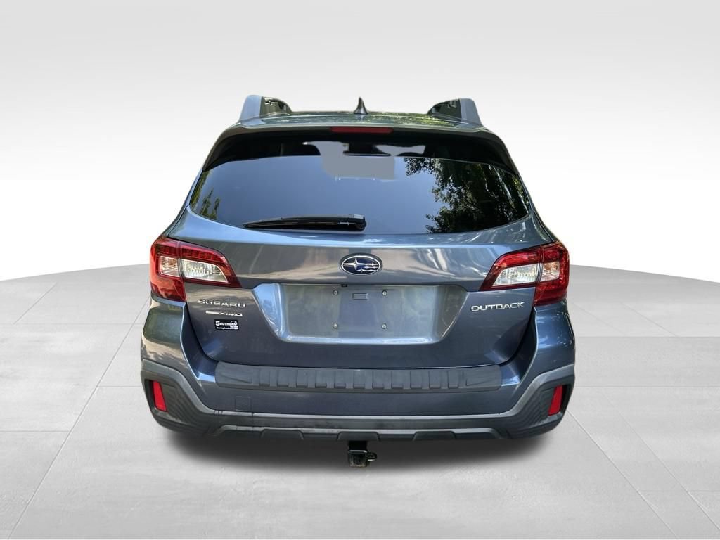 Used 2018 Subaru Outback 2.5i Premium AWD/4WD image 4