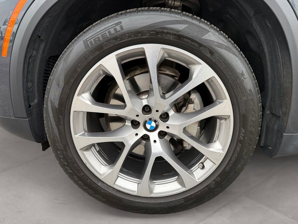 Certified 2022 BMW X5 xDrive40i image 14