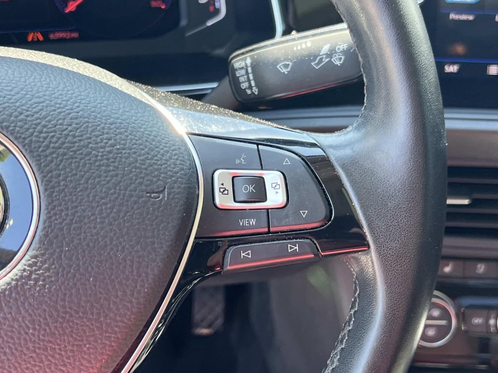 Used 2019 Volkswagen Jetta SEL Premium FWD image 26
