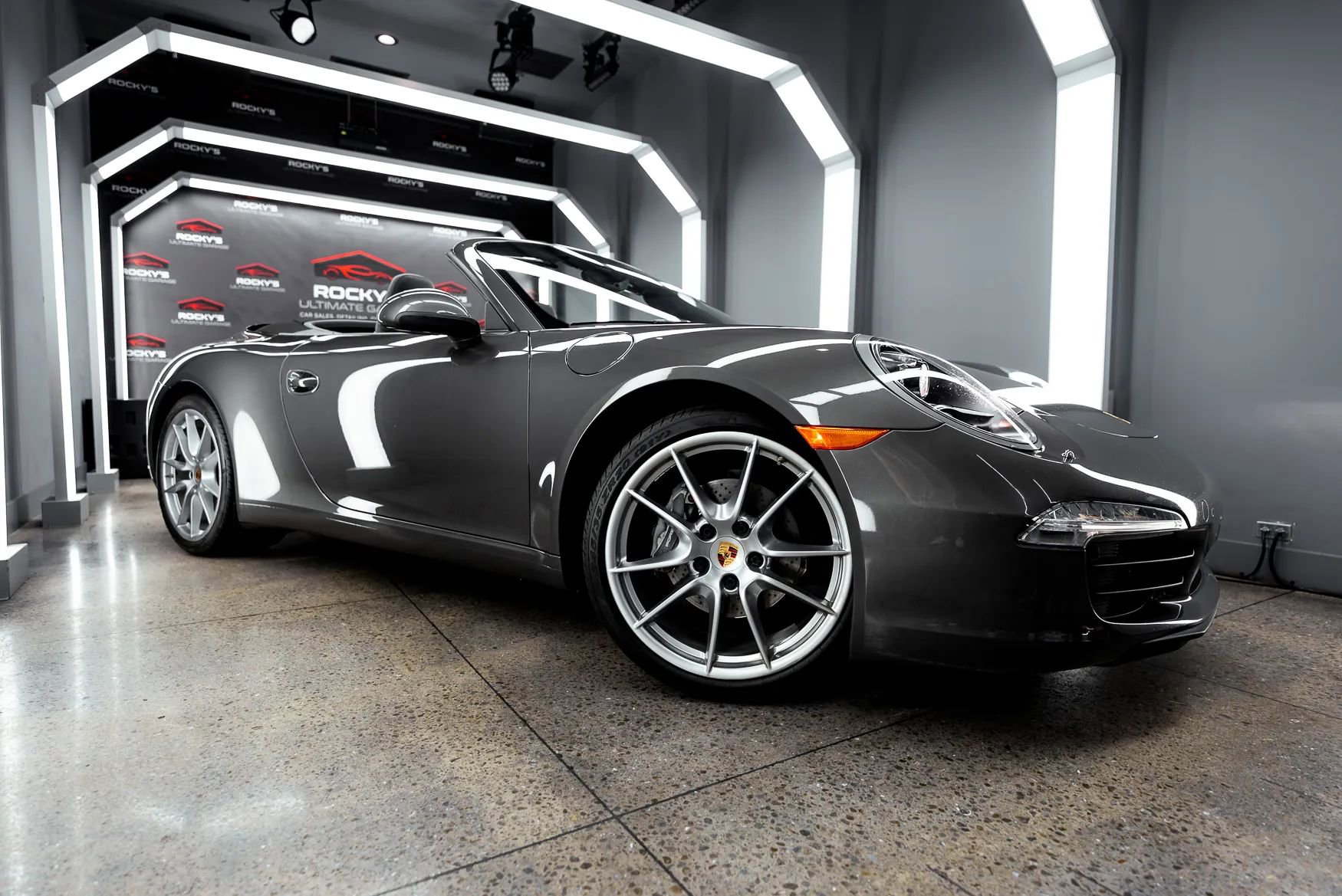 Used 2014 Porsche 911 Carrera image 3
