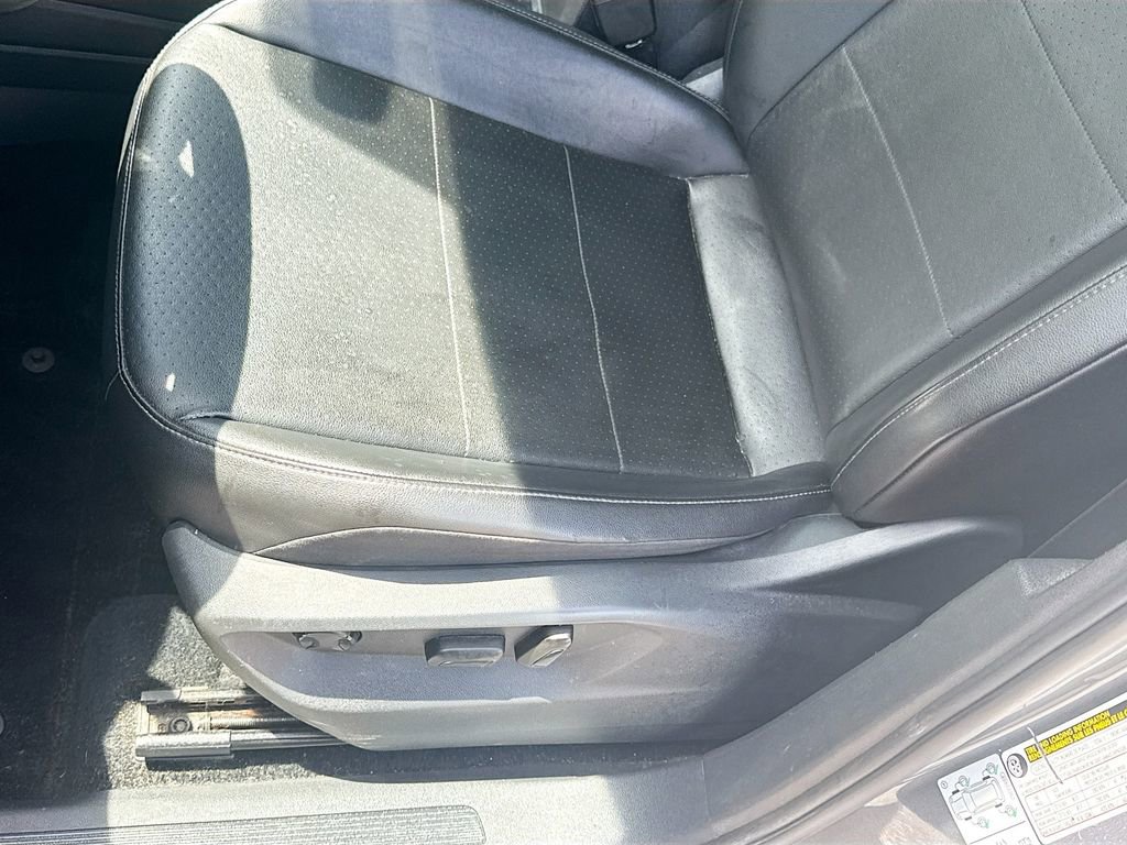 Used 2019 Volkswagen Tiguan SE AWD/4WD image 21