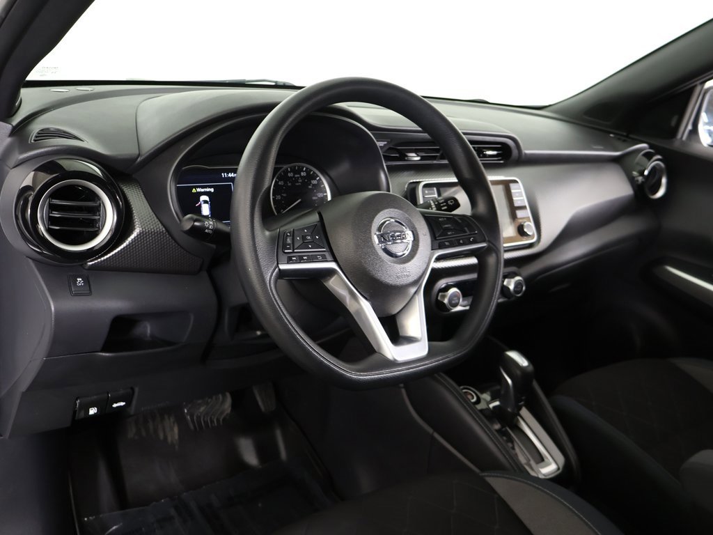 Used 2019 Nissan Kicks SV image 23