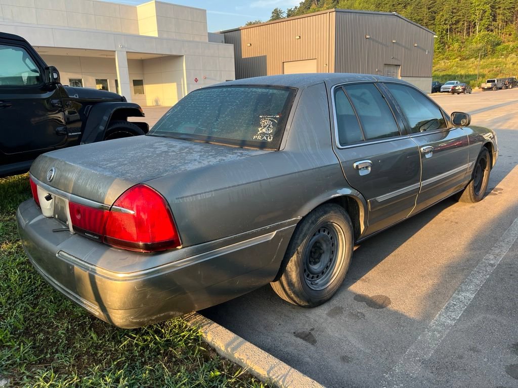 Used 1999 Mercury Grand Marquis GS RWD image 4