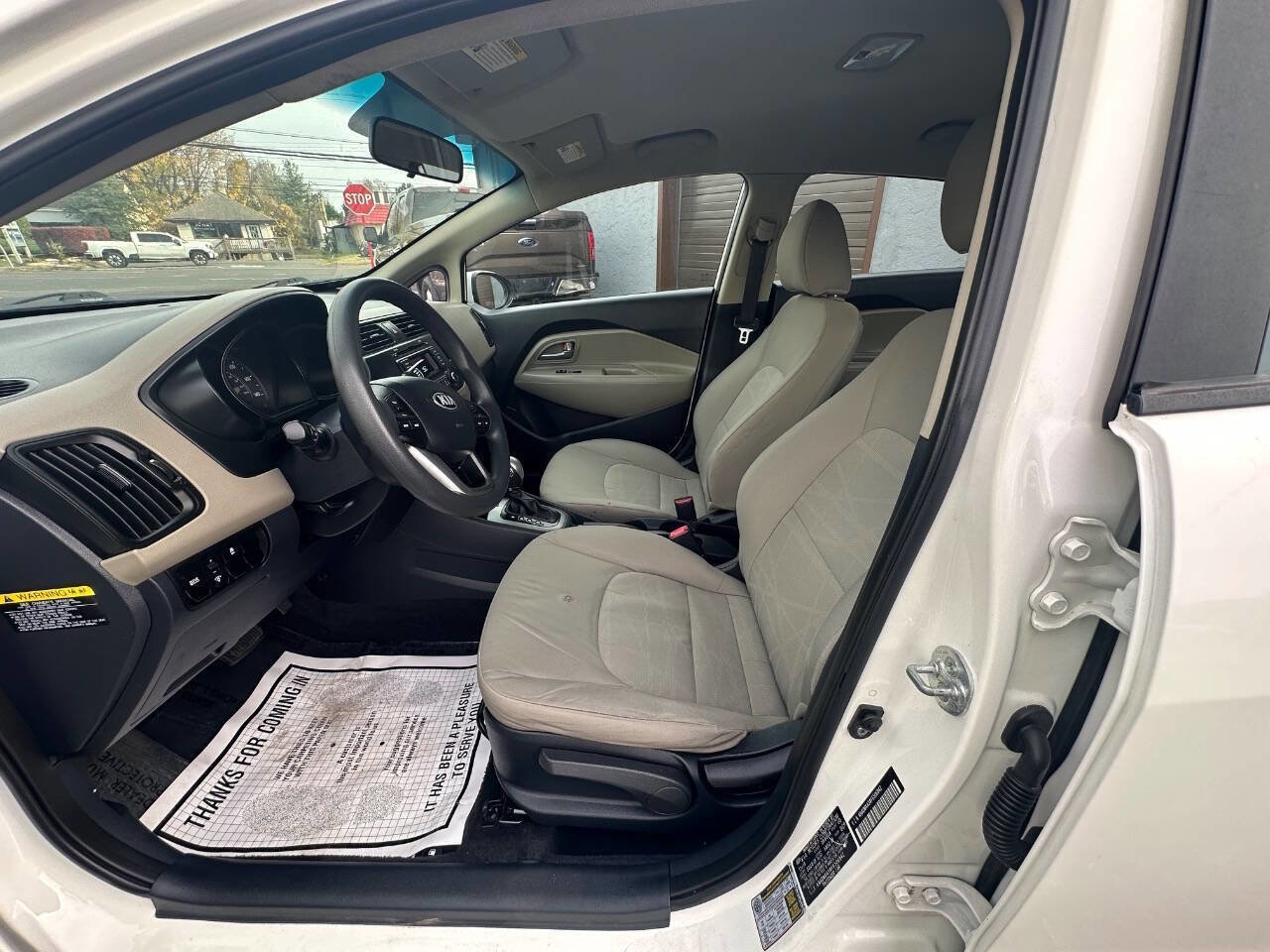 Used 2015 Kia Rio LX w/ Power Package image 6