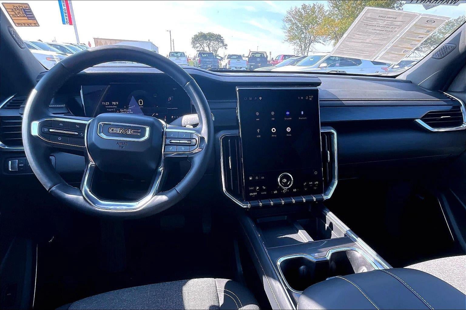 Used 2025 GMC Acadia Elevation FWD image 16