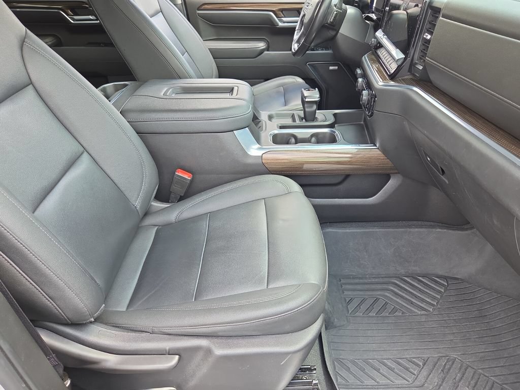 Used 2022 Chevrolet Silverado 1500 LT Trail Boss w/ LT Trail Boss Premium Package AWD/4WD image 18