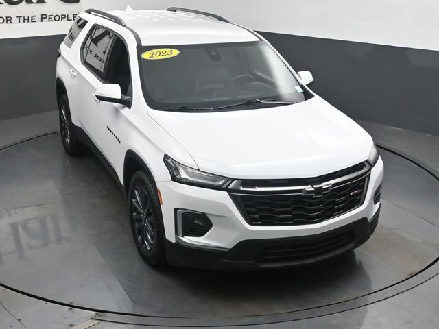 Used 2023 Chevrolet Traverse RS w/ LPO, Floor Liner Package AWD/4WD image 48