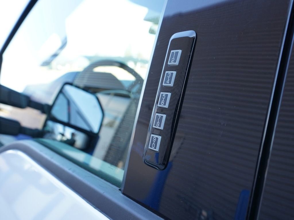 Used 2019 Ford F250 XLT image 24