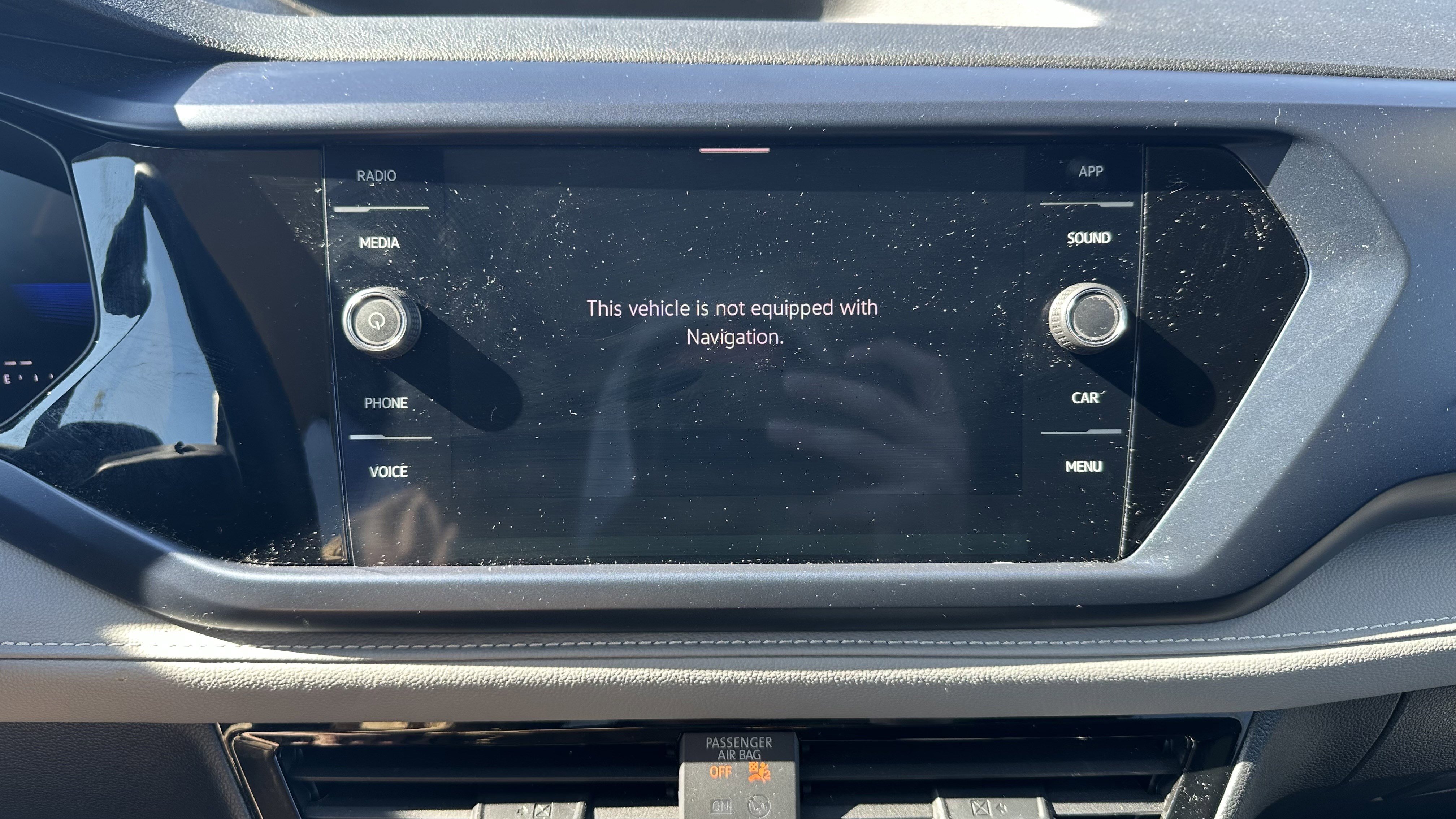 Used 2024 Volkswagen Taos SE w/ Panoramic Sunroof Package image 25